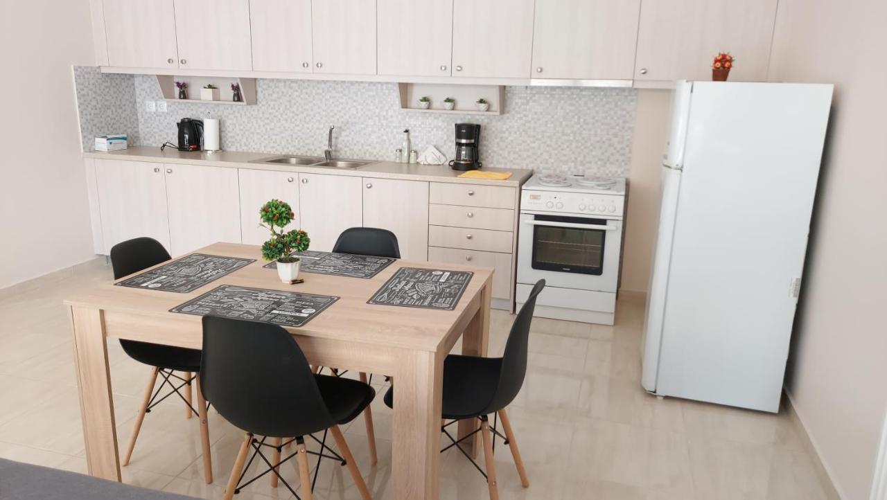 Апартаменти Filoxenia House Near Airport Враврона Екстер'єр фото
